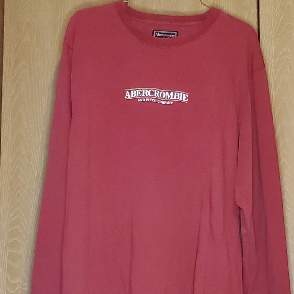 Abercrombie & Fitch Mens Red Long Sleeve T-Shirt Size X Large Faded Logo VINTAGE